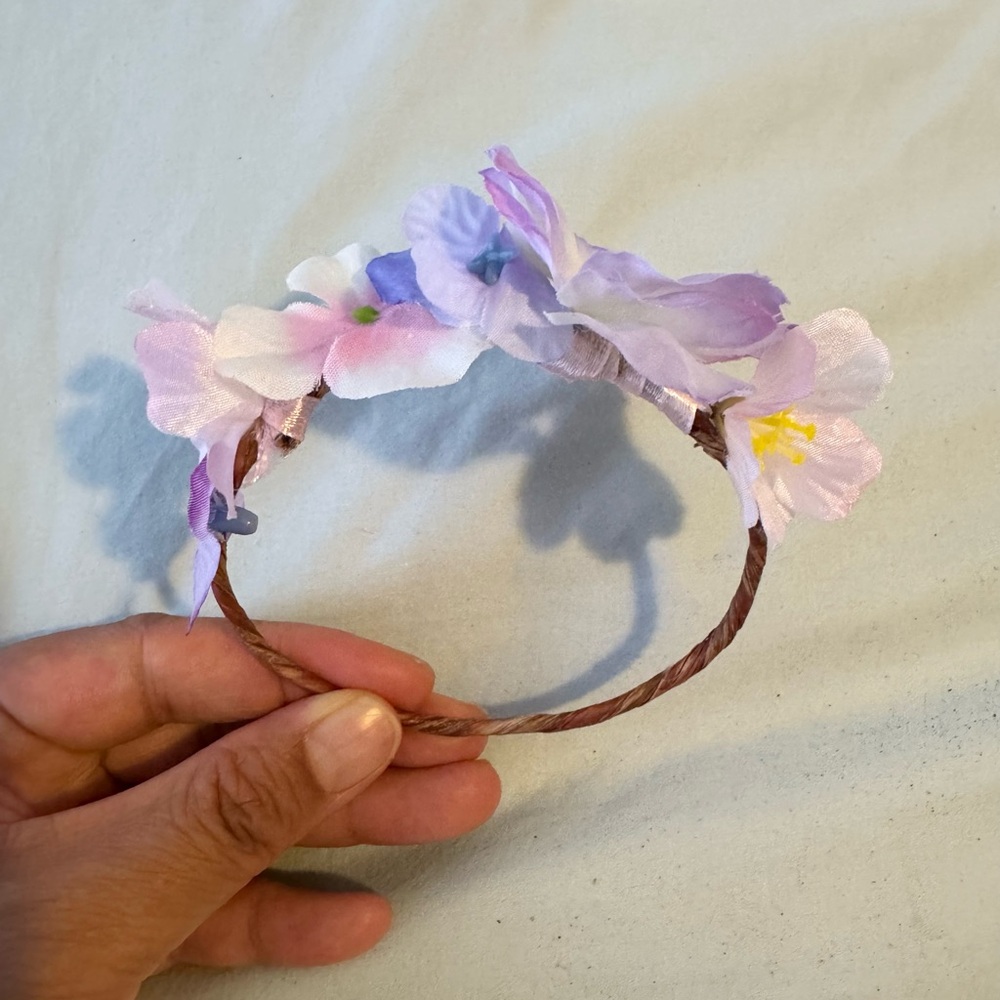 Labubu - Flower Crown!! - Picture 5 of 6